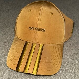 Ivy park backless hat